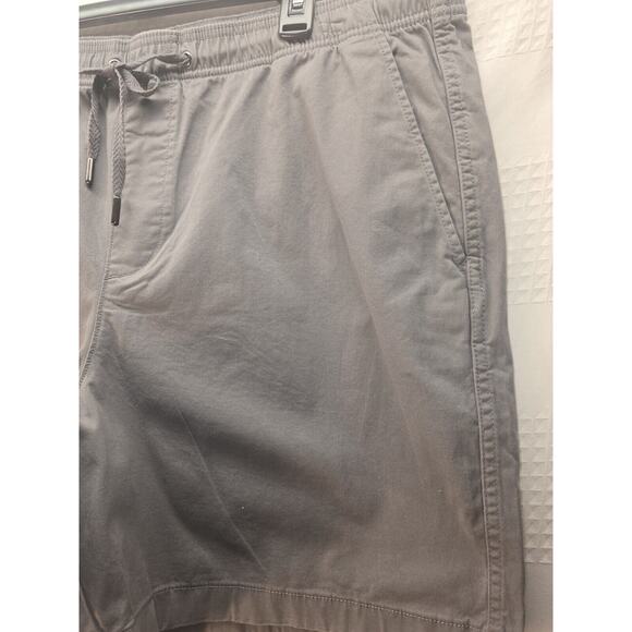 Gap Men's Shorts Size XXL 7" Inseam Elasticized Waistband Stretch Twill Pull On - Picture 3 of 10